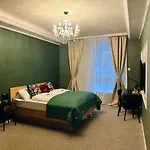 酒店 Residenz Luxury - Outletcity - Parken - Klima - 24h Check-in