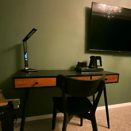 מלון Residenz Luxury - Outletcity - Parken - Klima - 24h Check-in 3*