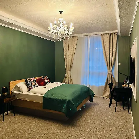 Hotel Residenz Luxury - Outletcity - Parken - Klima - 24h Check-in