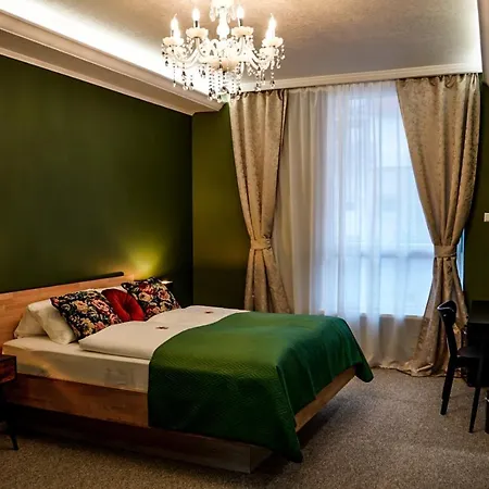Szálloda Residenz Luxury - Outletcity - Parken - Klima - 24h Check-in