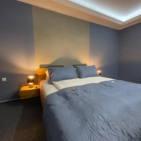 Szálloda Residenz Luxury - Outletcity - Parken - Klima - 24h Check-in Metzingen