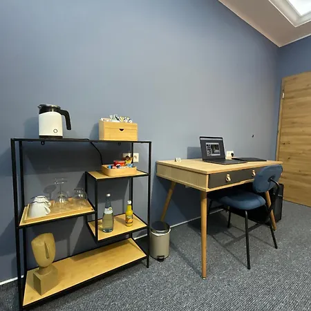 Residenz Luxury - Outletcity - Parken - Klima - 24h Check-in