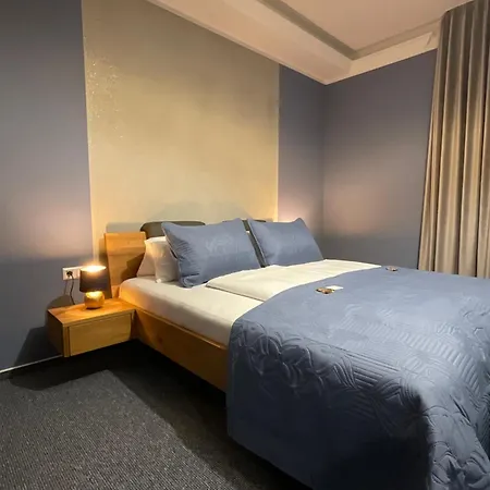 Residenz Luxury - Outletcity - Parken - Klima - 24h Check-in Metzingen (Tubingen)