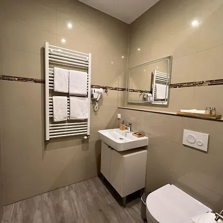 Residenz Luxury Hotel 3*