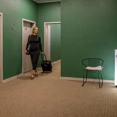 Szálloda Residenz Luxury - Outletcity - Parken - Klima - 24h Check-in Metzingen