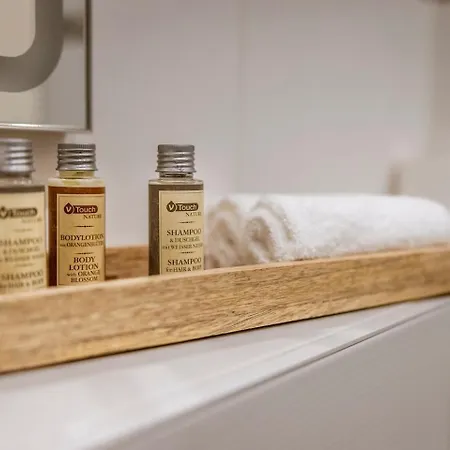 Residenz Luxury - Outletcity - Parken - Klima - 24h Check-in Szálloda