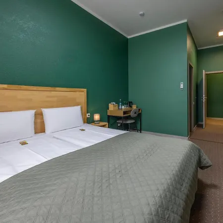 Szálloda Residenz Luxury - Outletcity - Parken - Klima - 24h Check-in Metzingen