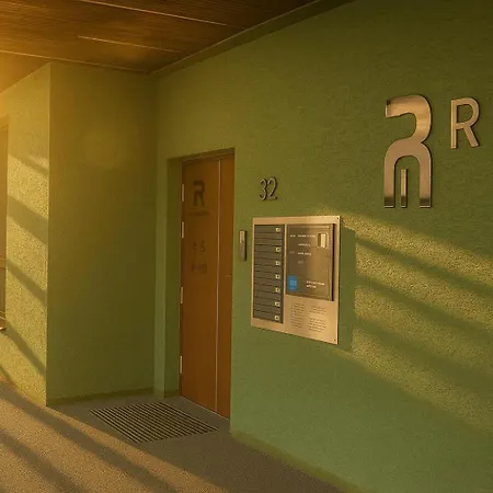 Residenz Luxury - Outletcity - Parken - Klima - 24h Check-in מלון מצינגן