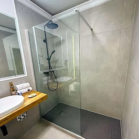 Residenz Luxury - Outletcity - Parken - Klima - 24h Check-in 3* Metzingen (Tubingen)