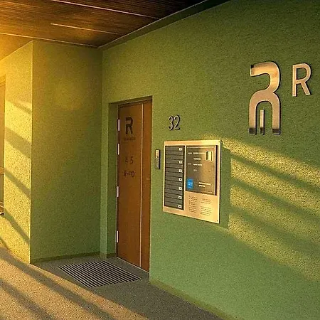 Residenz Luxury - Outletcity - Parken - Klima - 24h Check-in
